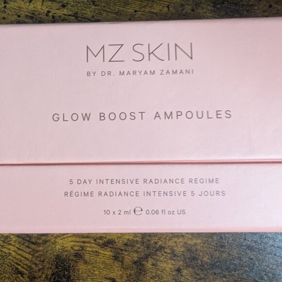 MZ SKIN Glow Boost Ampoules 10-Pack Set - Picture 2 of 8